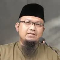 Ustadz Wira Mandiri Bachrun